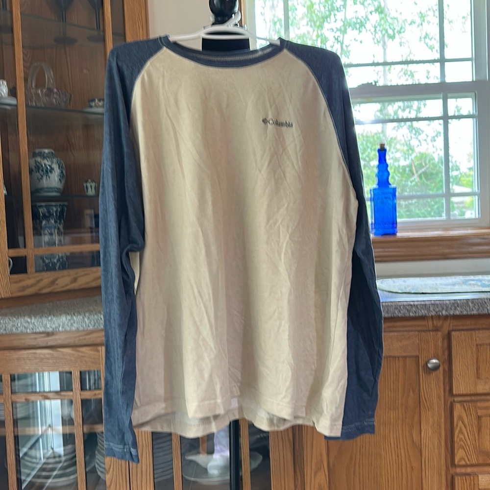 Columbia Long Sleeve Raglan T-shirt